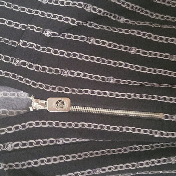 Michael Kors blouse - Picture 2 of 4